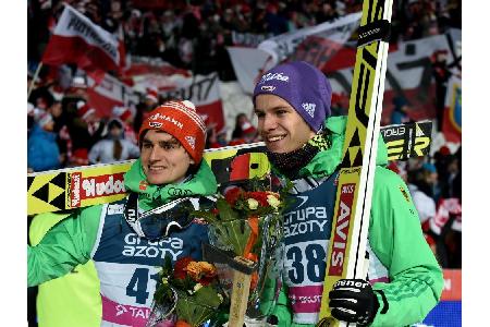 Deutsche Skispringer in Willingen zur Halbzeit in Führung Deutsche Skispringer in Willingen zur Halbzeit in Führung