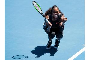 Serena Williams gewinnt Australian Open und verdrängt Graf