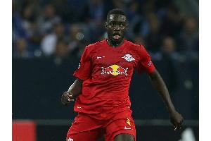 Zeitung: Leipzig vor Verpflichtung von Abwehr-Talent Upamecano