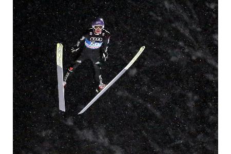 Skispringen: Wellinger gewinnt Qualifikation in Willingen Skispringen: Wellinger gewinnt Qualifikation in Willingen