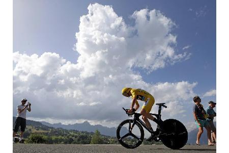 Bericht zum Motordoping: Verdachtsmomente gegen Team Sky Bericht zum Motordoping: Verdachtsmomente gegen Team Sky