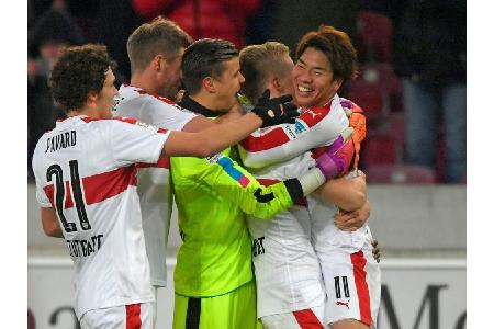 Stuttgart wieder Spitzenreiter: 2:0 gegen Düsseldorf
