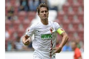 Augsburg vor Darmstadt: Ausfälle drohen, Max und Stafylidis verlängern, Kapitän Verhaegh warnt