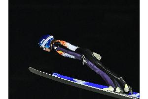 Junioren-WM: Deutsche Skispringerinnen gewinnen Gold im Team