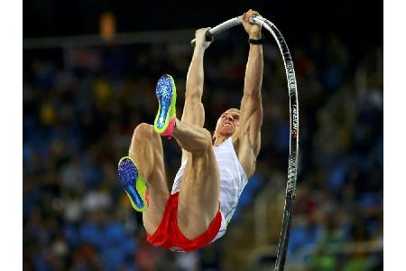 Hallen-Istaf: Lisek gewinnt Stabhochsprung - Holzdeppe auf Platz drei Hallen-Istaf: Lisek gewinnt Stabhochsprung - Holzdeppe auf Platz drei