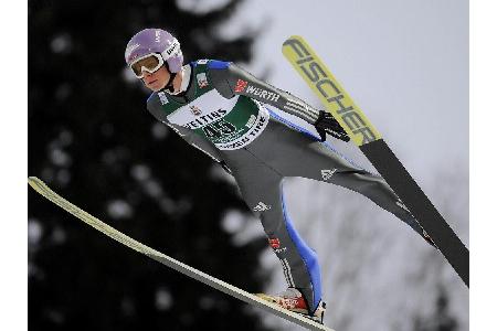 Wellinger in Sapporo Vierter - Prevc und Kot siegen gemeinsam Wellinger in Sapporo Vierter - Prevc und Kot siegen gemeinsam