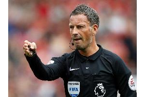 EM-Finalschiedsrichter Clattenburg wechselt nach Saudi-Arabien