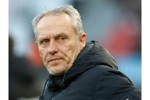 Vor Spiel in Hamburg: SC-Trainer Streich erwartet "Luftkampf"