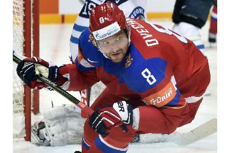 NHL-Star Owetschkin trainiert mit VAE-Nationalspielerin NHL-Star Owetschkin trainiert mit VAE-Nationalspielerin