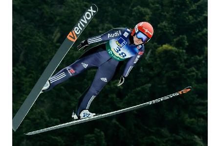 Skispringen: Straub Fünfte in Pyeongchang - Takanashi gewinnt Gesamtweltcup Skispringen: Straub Fünfte in Pyeongchang - Takanashi gewinnt Gesamtweltcup