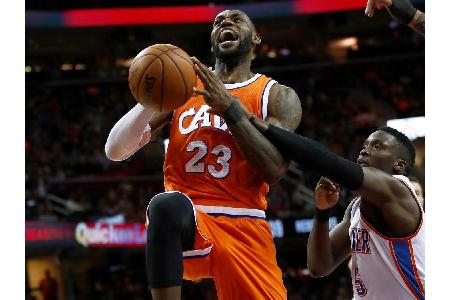 NBA: Meister Cleveland siegt dank James und Irving NBA: Meister Cleveland siegt dank James und Irving