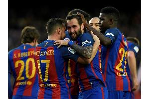 Spanien: Barcelona bleibt Real auf den Fersen - Atletico festigt Platz vier