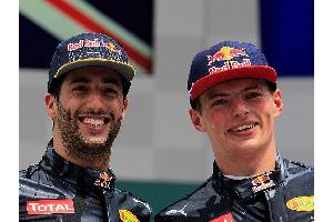 Red Bull präsentiert neues Auto: Viel Hokuspokus um den RB13