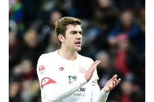 Mainz verlängert mit Innenverteidiger Bell