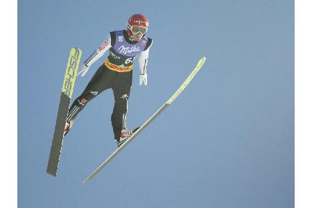 Skispringen: Weltcup in Lillehammer wegen anhaltender Windböen abgesagt Skispringen: Weltcup in Lillehammer wegen anhaltender Windböen abgesagt