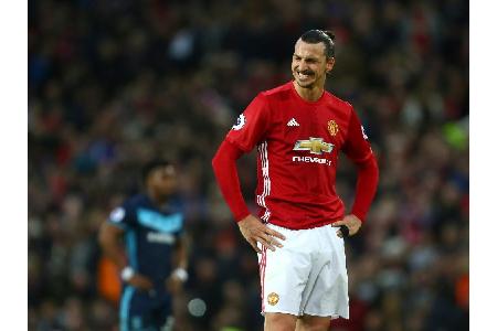 Nach brutalem Duell: Ibrahimovic für drei Spiele gesperrt Nach brutalem Duell: Ibrahimovic für drei Spiele gesperrt