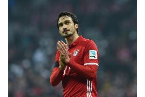 Stechen im Gesäß: Bayern-Star Hummels droht Ausfall gegen Köln
