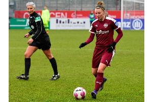 Frauenfußball: Essen verlängert mit Nesse