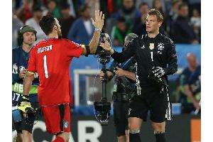 Buffon adelt Neuer: "Das Maß aller Dinge"