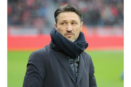 Nullnummer gegen den HSV: Frankfurt verpasst Schritt aus Krise Nullnummer gegen den HSV: Frankfurt verpasst Schritt aus Krise