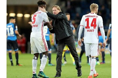Djourou kritisiert HSV-Coach Gisdol Djourou kritisiert HSV-Coach Gisdol