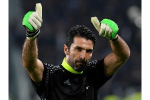 Buffon lobt Kollegen Neuer: "Fantastischer Torhüter"