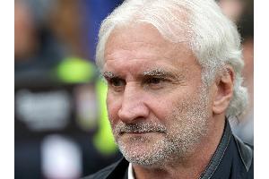 Völler sieht möglichen Ausverkauf bei Bayer gelassen
