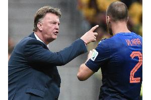Nach Blind-Rauswurf: Experten fordern van Gaal