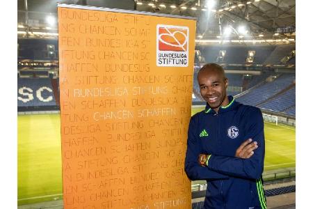 Naldo ist neuer Integrationspate der Bundesliga-Stiftung Naldo ist neuer Integrationspate der Bundesliga-Stiftung