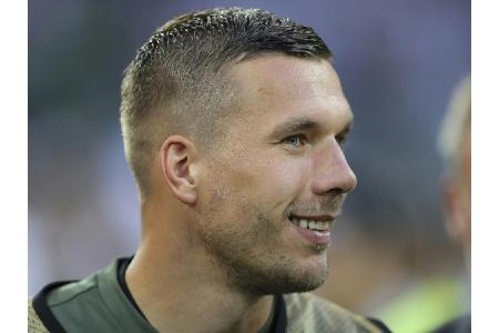 Podolski verliert mit Kobe gegen Meister Kawasaki Frontale Podolski verliert mit Kobe gegen Meister Kawasaki Frontale