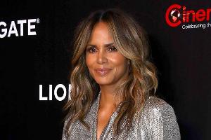 Halle Berry: Gerne noch einmal mit 007 schwimmen