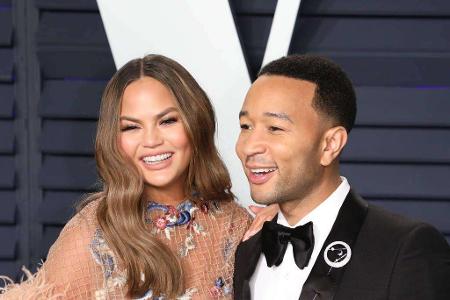 Chrissy Teigen und John Legend Chrissy Teigen und John Legend