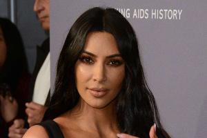 Kim Kardashian sagt TV-Auftritt ab: Leihmutter liegt in den Wehen