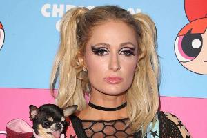 Paris Hilton: Dafür hat sie Kim Kardashian angeheuert