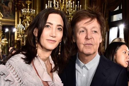 Auf dem zweiten Platz folgen Sir Paul McCartney und seine Frau Nancy Shevell. Das Paar verfügt über 871 Millionen Euro.