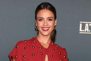 Jessica Alba: Hungern gegen eine weibliche Figur