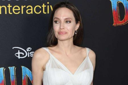 Angelina Jolie Angelina Jolie