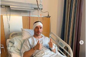 Lukas Podolski im Krankenhaus: Seine Fans stärken ihm den Rücken