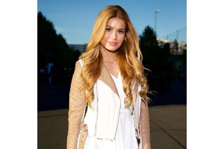 Pamela Reif Pamela Reif