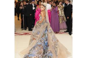 Nach Trennung: Ariana Grandes Tattoo für die Ewigkeit ist verschwunde