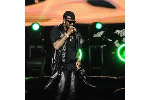R. Kelly: I Believe I Can Fly – to Dubai!