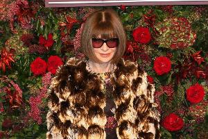 Endlich! Anna Wintour lüftet das Geheimnis um ihre Sonnenbrille