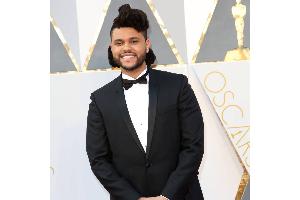 Fans halfen ihm: The Weeknd enthüllt neue Modekollektion