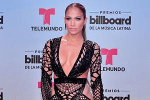 Jennifer Lopez: Mit diesem Kleid zeigt sie alles