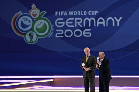 Medien: Ermittler stoßen in WM-Affäre auf weitere Zahlungen Medien: Ermittler stoßen in WM-Affäre auf weitere Zahlungen