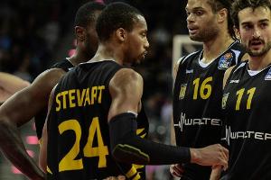 Basketball: Topscorer Stewart bleibt in Tübingen