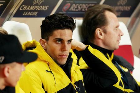 17 Tage nach Anschlag: Bartra zurück auf dem Trainingsplatz 17 Tage nach Anschlag: Bartra zurück auf dem Trainingsplatz