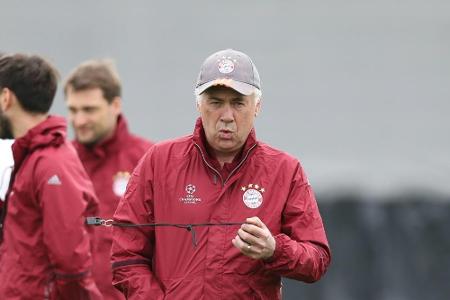 Einlasskontrollen bei Bayern-Training Einlasskontrollen bei Bayern-Training
