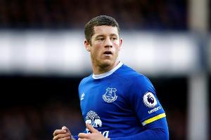 Evertons Barkley Opfer von Bar-Schlägerei