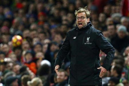 Liverpool bleibt nach Derby-Sieg oben dran Liverpool bleibt nach Derby-Sieg oben dran